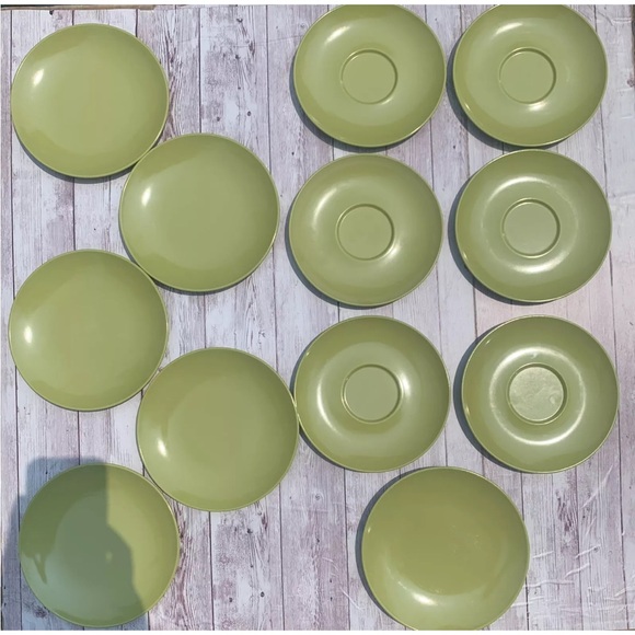 Vintage MCM Melmac Cups Saucers & Small Plates 20 Piece Lot Green Avocado - Picture 3 of 11